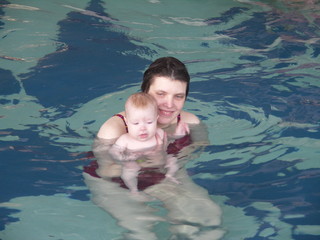 [Bild:Babyschwimmen 3]