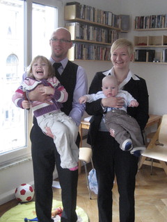 [Bild:Paten mit allen Kindern]